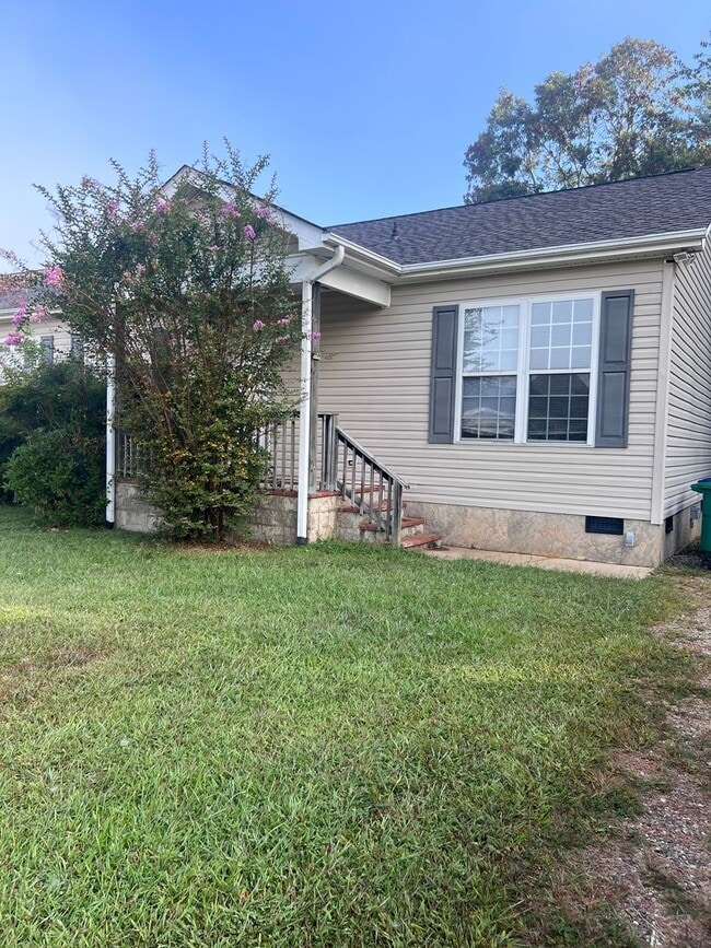 Building Photo - 35 Spicewood Rd