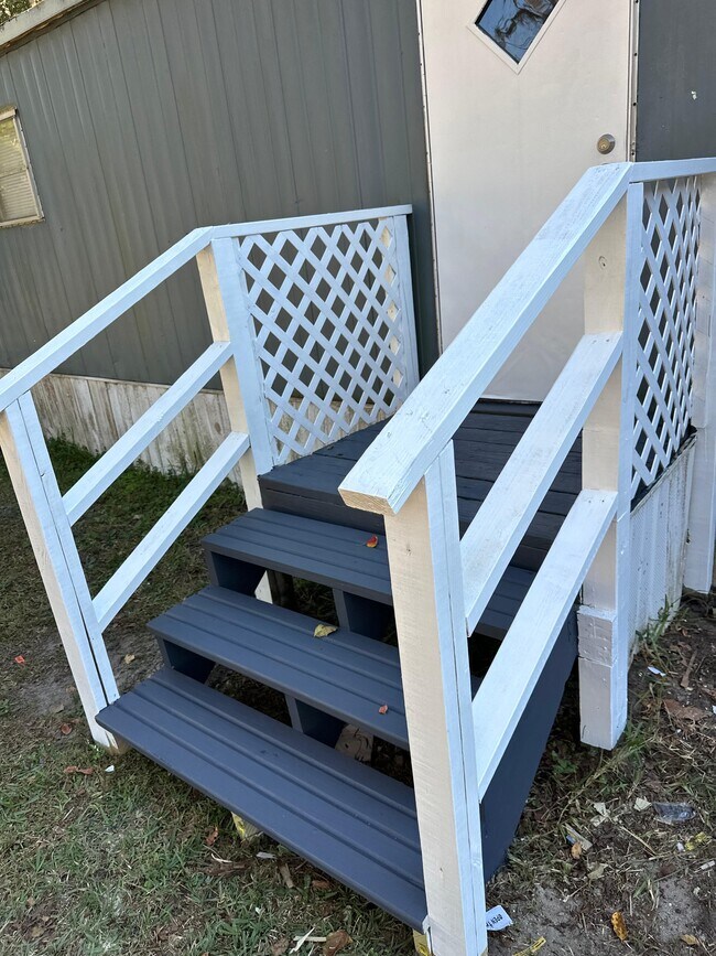 Foto del edificio - 7663 Bentwillow Dr