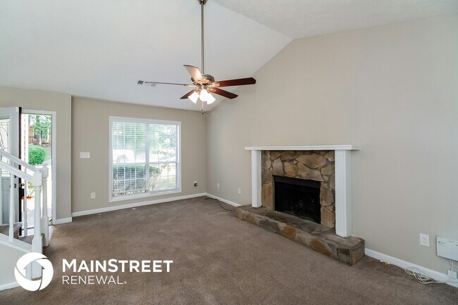 Building Photo - 4799 Wyndam Dr