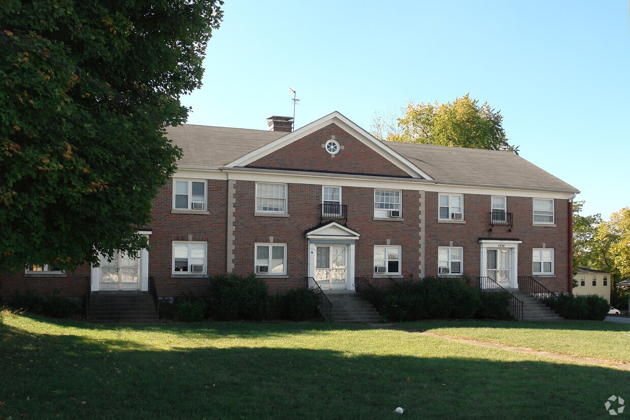 Foto del edificio - 1324 Versailles Rd