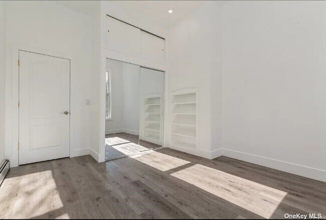 Foto del edificio - 32 Covert St