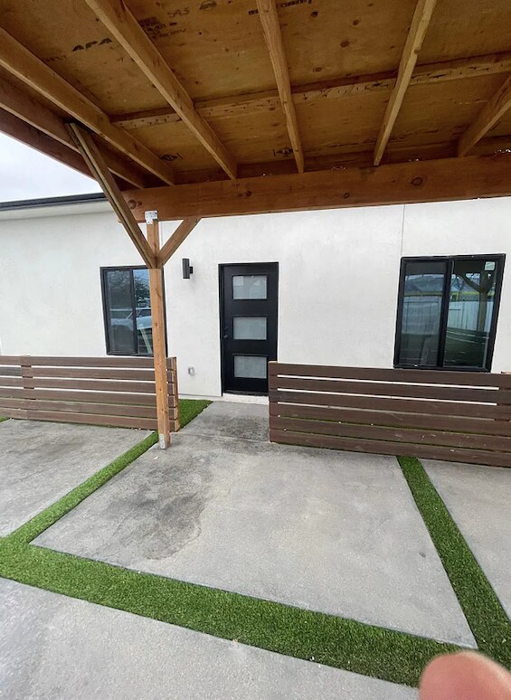 Foto del edificio - 1004 N Ash St