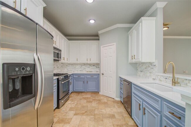 Foto del edificio - 902 Cohn St