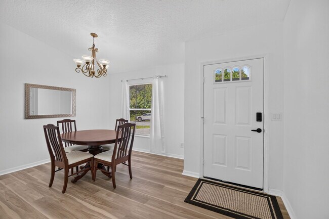 Foto del edificio - 3221 Westminster Ave SE