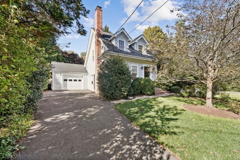 Foto principal - 235 Ashland Rd