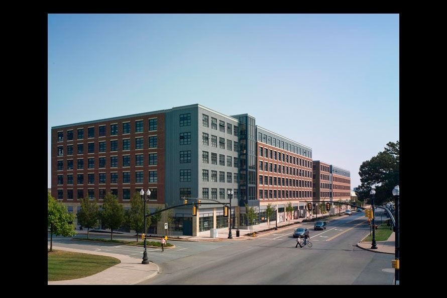 Primary Photo - Campus Crossings at College Row