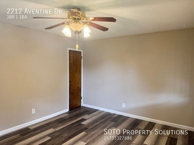 Building Photo - 2212 Aventine Dr