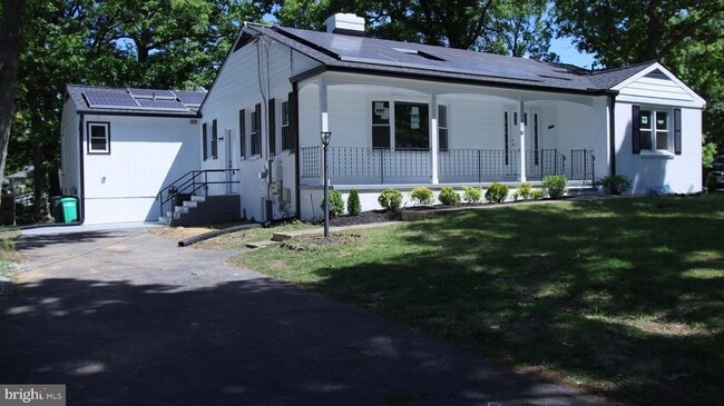 Photo - 2608 Holly Dr House