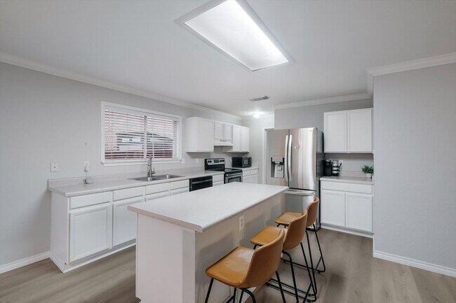 Foto del edificio - 834 Quitman Oak