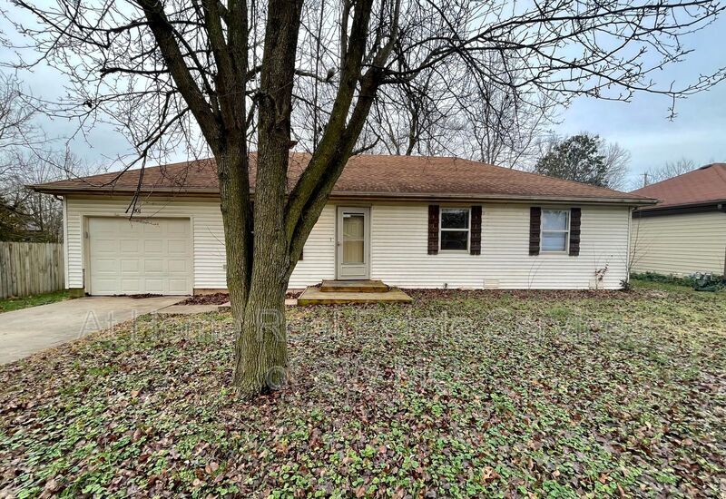 Primary Photo - 301 Frank St