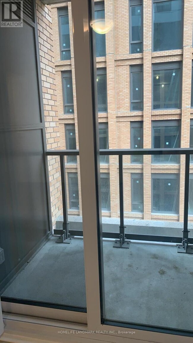 Building Photo - 8-1108 Widmer St