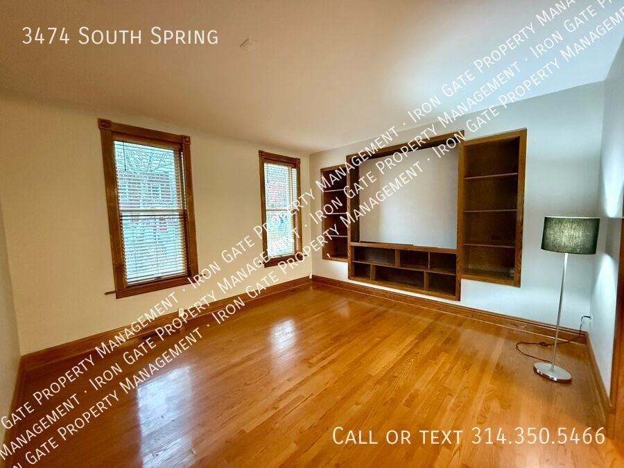Foto principal - 3474 South Spring-