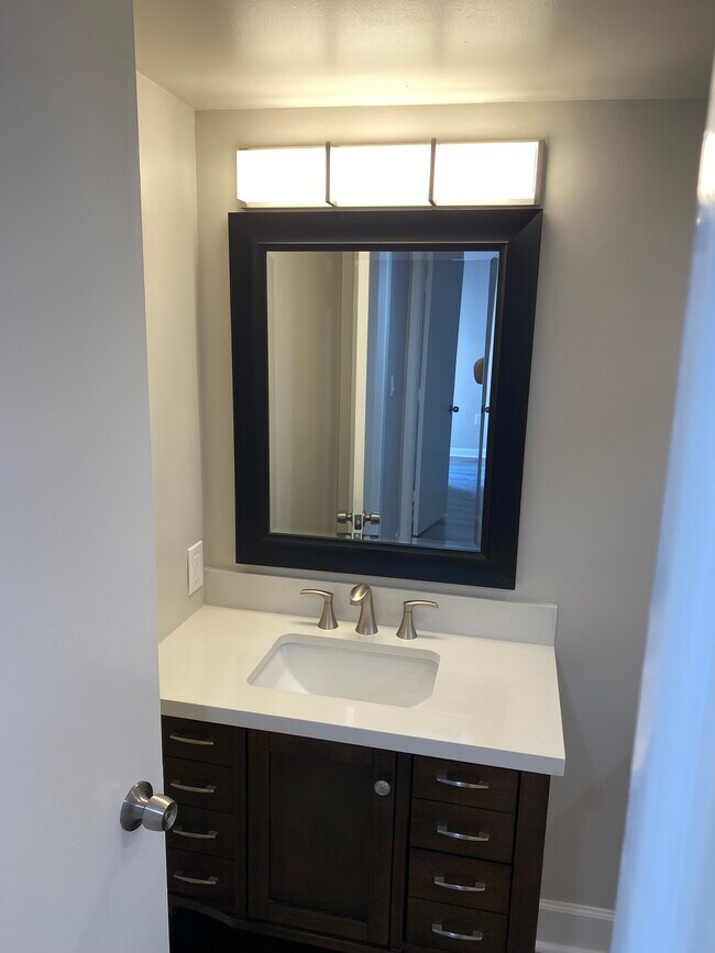 Foto del edificio - 3 Shelter Cove Ln