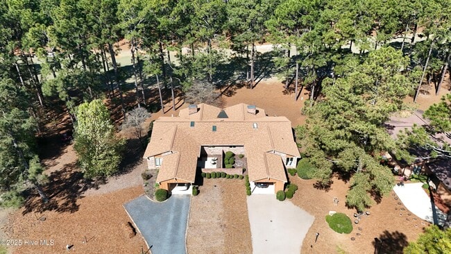 Building Photo - 154 Knollwood Dr
