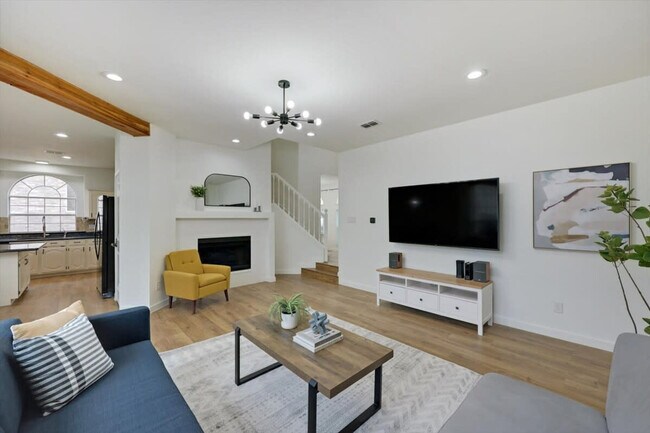 Foto del edificio - 7309 Springfield Dr