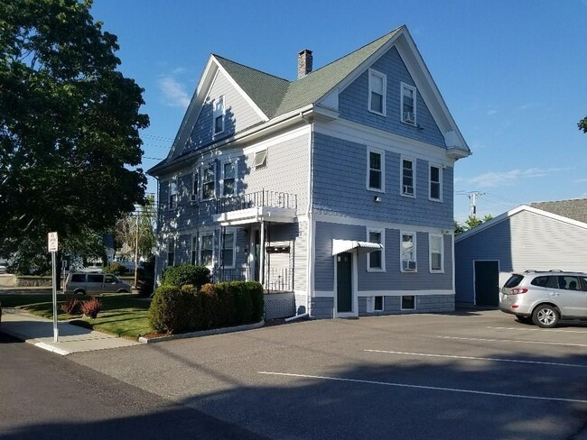 Building Photo - 595-597 Armistice Blvd