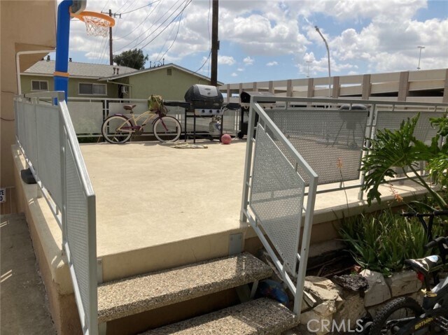 Foto del edificio - 1050 College View Dr