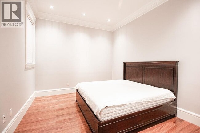 Photo du bâtiment - 67XX Yew St