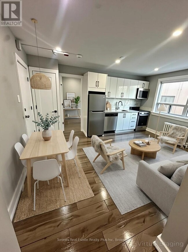 Building Photo - 312 Douglas Ave