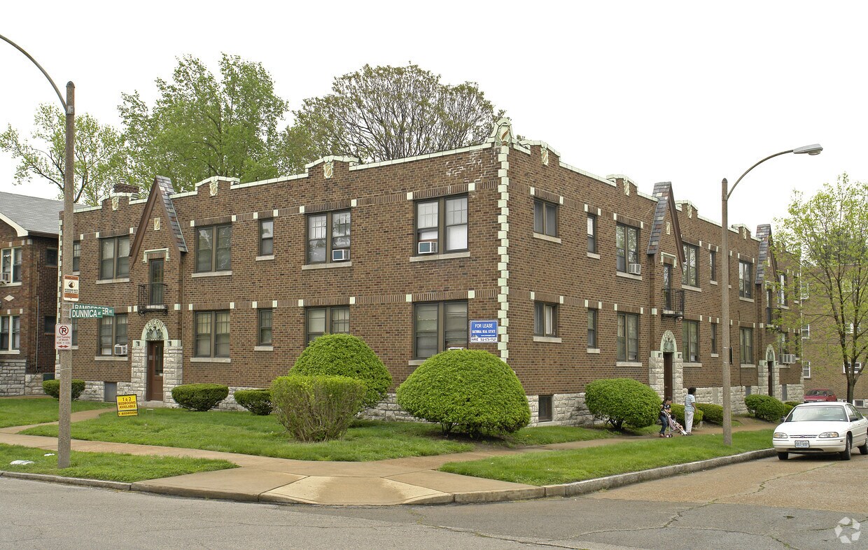 Primary Photo - 3846-3852 Bamberger Ave