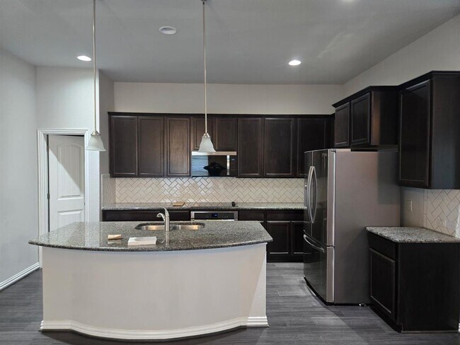 Foto del edificio - 1801 Chimney Dr