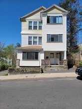 Building Photo - 33 Young St