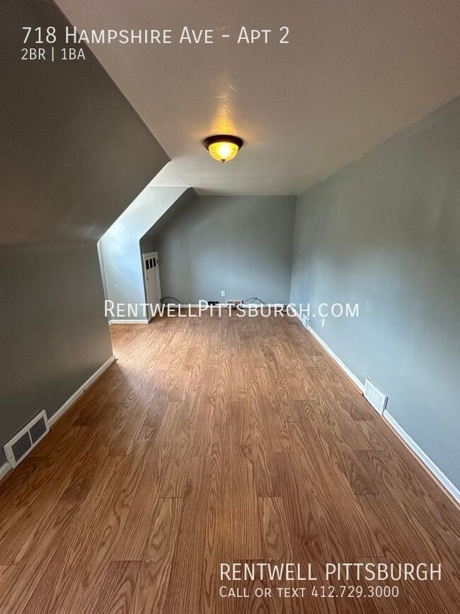 Building Photo - Amazing 2 Bedroom Duplex in Beechview