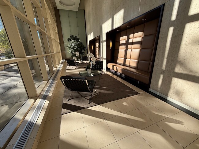 Foto del edificio - 5320 N Sheridan Rd