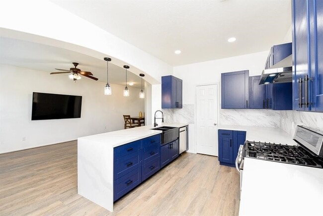 Building Photo - 11420 Elegant Way