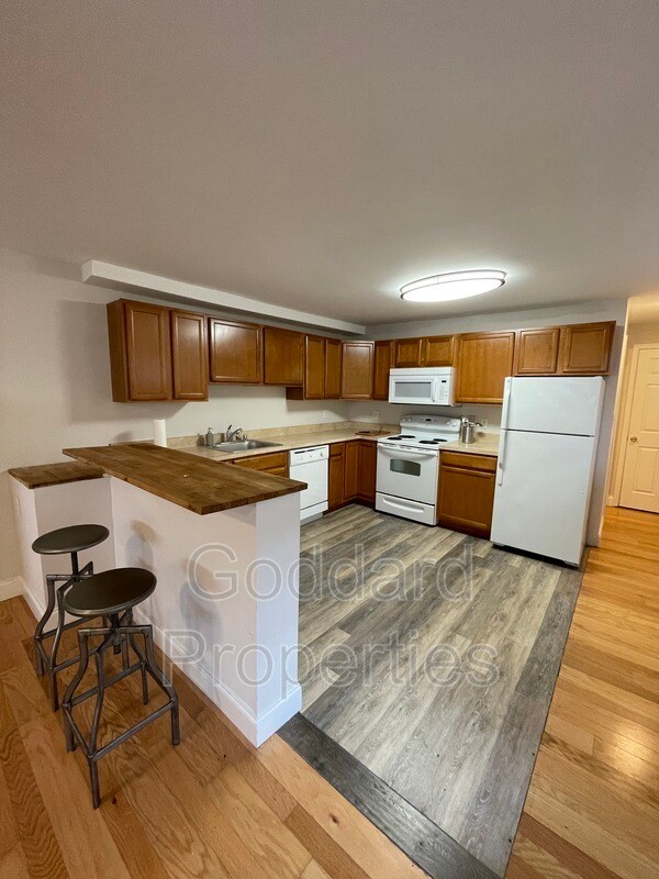 Foto del edificio - 2205 N Charles St
