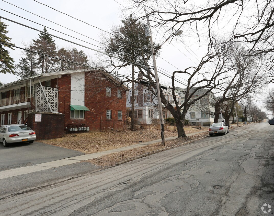 Building Photo - Kastle Arms
