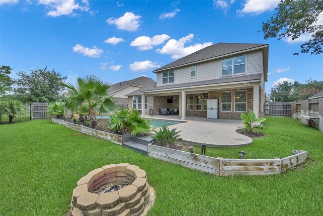 Foto del edificio - 22503 Grassnook Dr