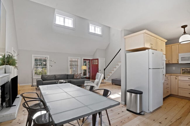 Foto del edificio - 11 The Pkwy