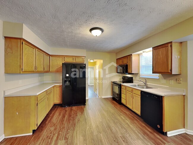 Building Photo - 4408 Moselle Dr