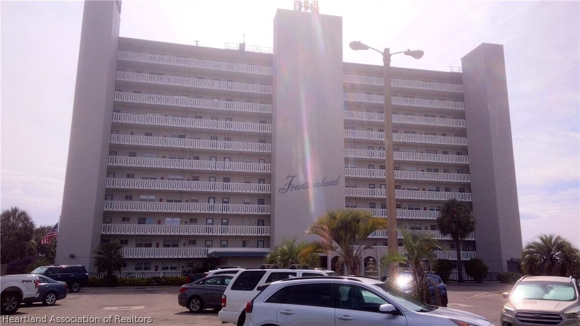 2131 Lakeview Dr Unit 210, Sebring, FL 33870 Condo for Rent in