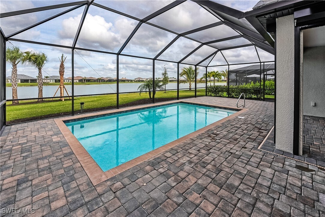 Primary Photo - 19576 The Pl Blvd