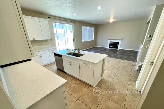 Building Photo - 5719 Owl Ct