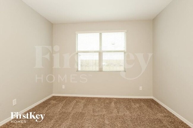 Building Photo - 178 E Santori Dr