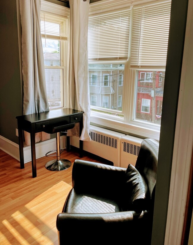 Foto del edificio - 463 Linden St