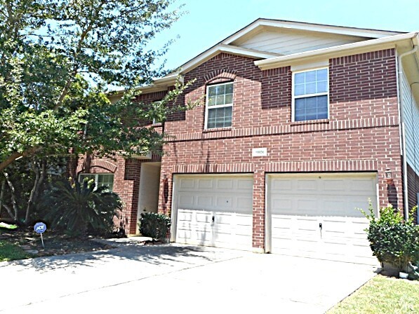 Building Photo - 11806 Skydale Dr