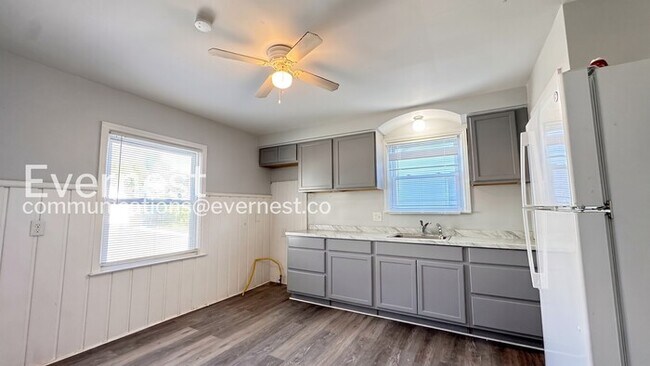 Building Photo - 20244 McCormick St