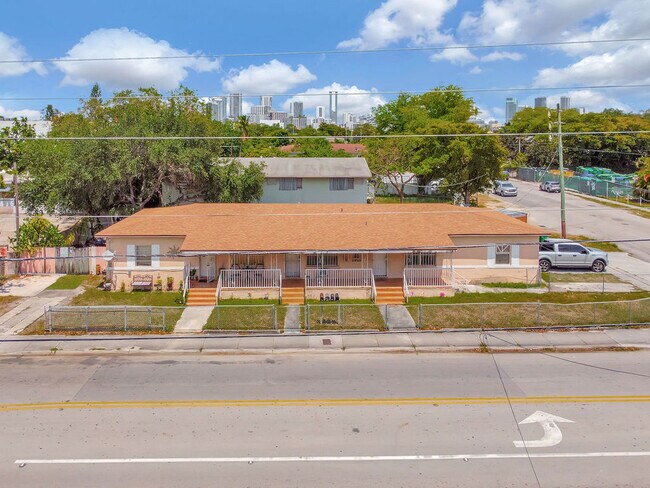 Foto del edificio - 2801 NW 10th Ave