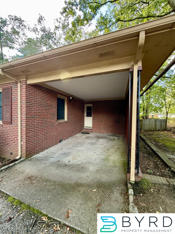 Foto del edificio - 2144 Skipwith Rd