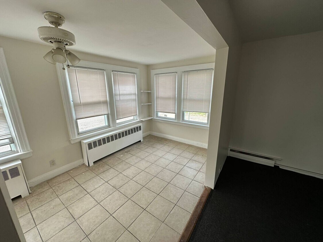 Foto principal - 293 Roquette Ave