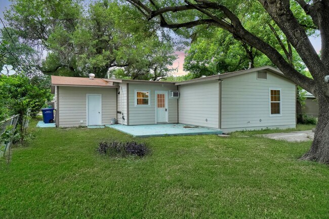 Building Photo - New Rental Property for Rent neat IH 10 + ...