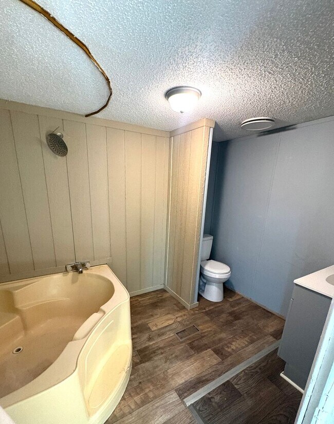 Foto del edificio - Peaceful 3BR - 2BR In Tompkinsville!