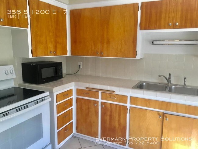 Foto del edificio - 356 S 1200 E