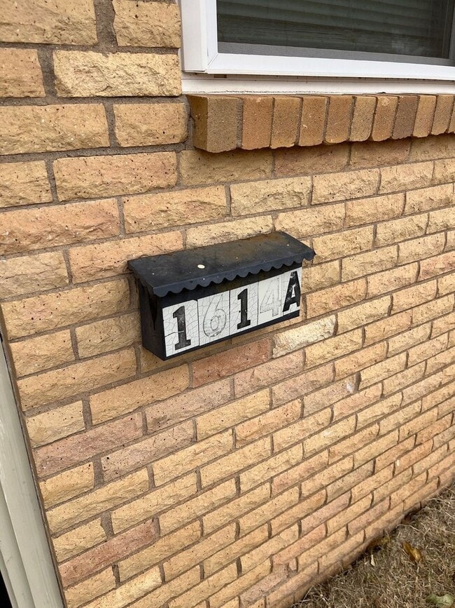 Building Photo - 1614 58th St