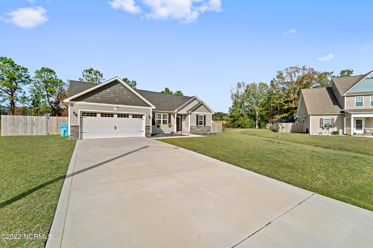 Foto principal - 206 Bodmin Ct
