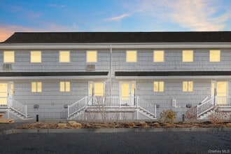 Building Photo - 3047 Mitchell Rd